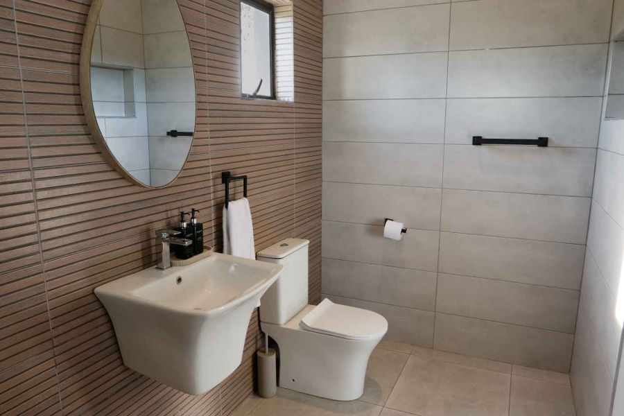 To Let 2 Bedroom Property for Rent in Vlottenburg Western Cape